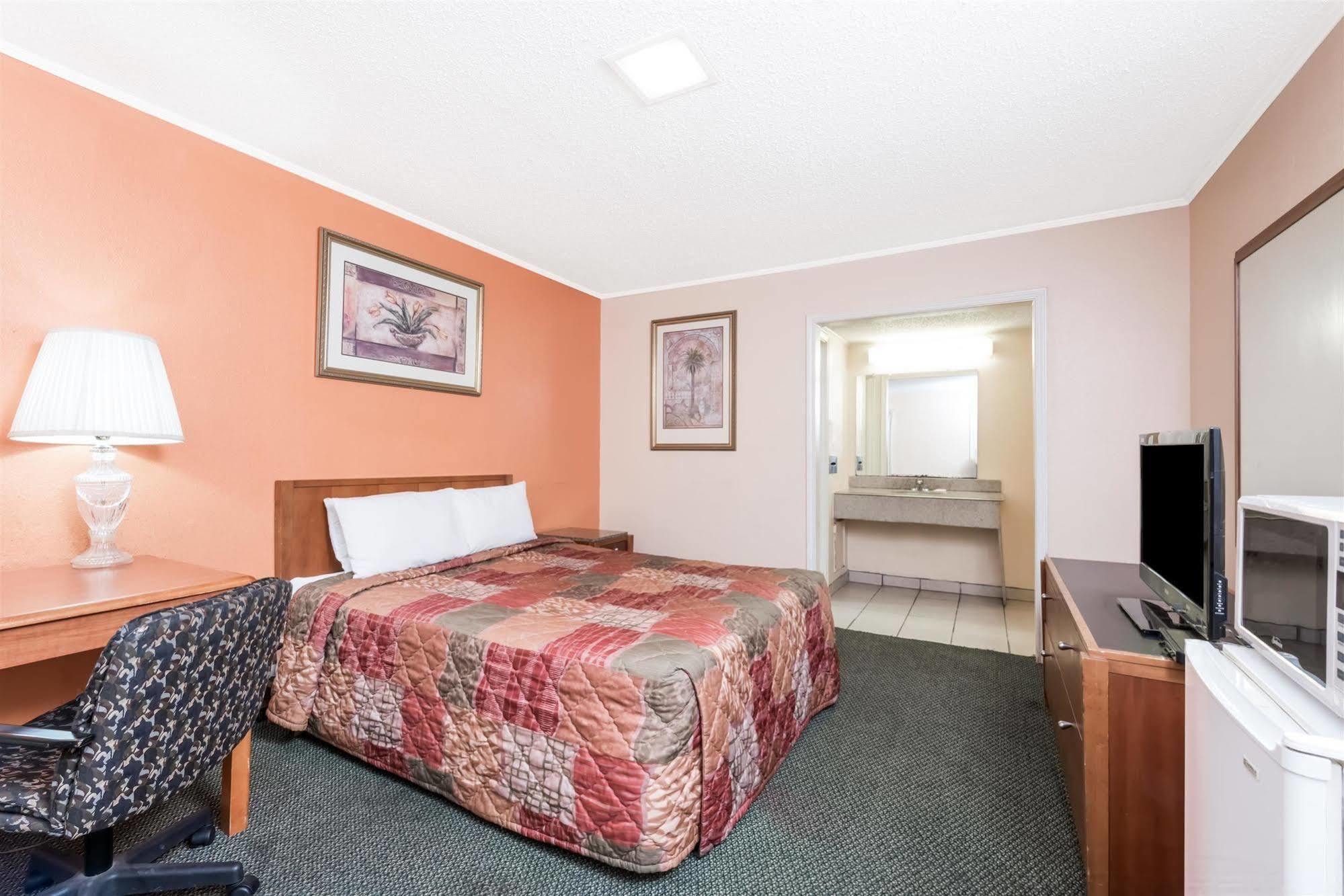Oyo Hotel Lake Charles La I-10 Εξωτερικό φωτογραφία