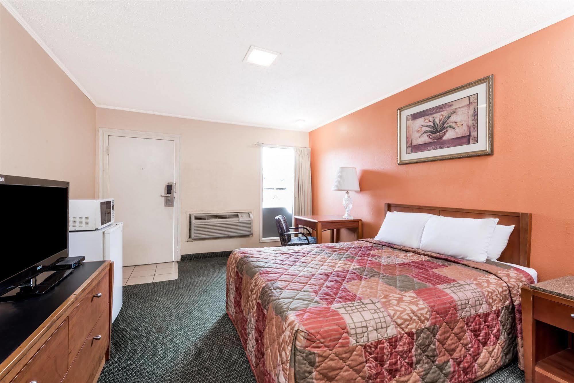 Oyo Hotel Lake Charles La I-10 Εξωτερικό φωτογραφία