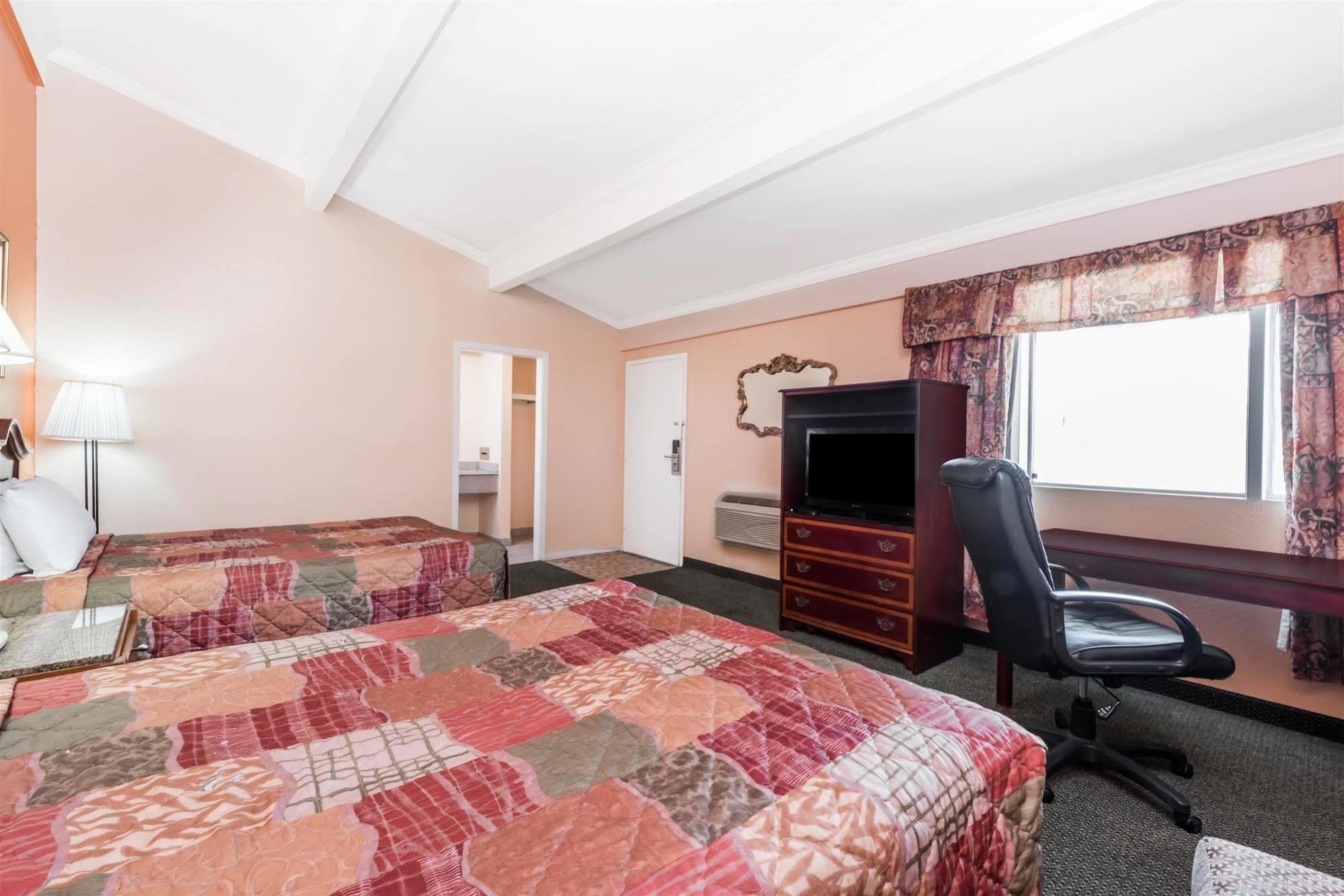 Oyo Hotel Lake Charles La I-10 Εξωτερικό φωτογραφία